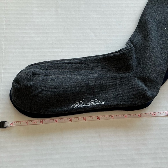 (2) Brooks Brothers Ribbed Crew Socks - Picture 6 of 9